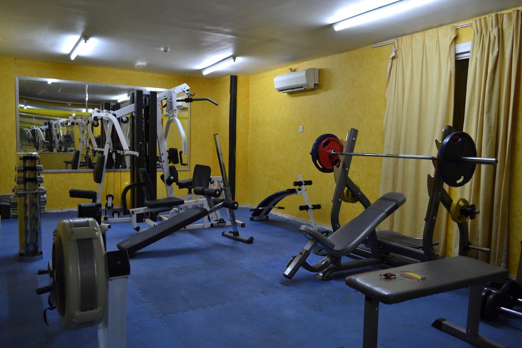 Crystal Plaza Hotel 2*