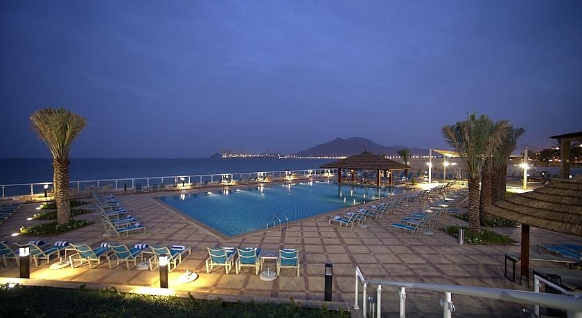 Oceanic Khorfakkan Resort & Spa 4*