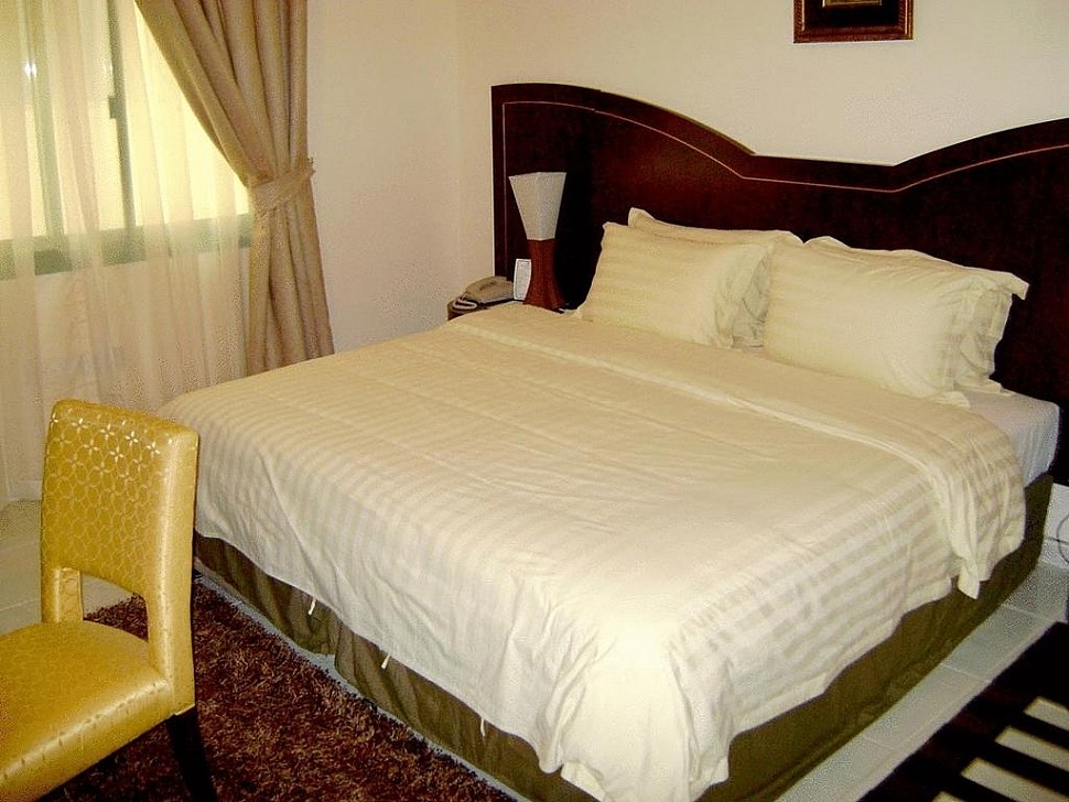 Royal Crown Suites