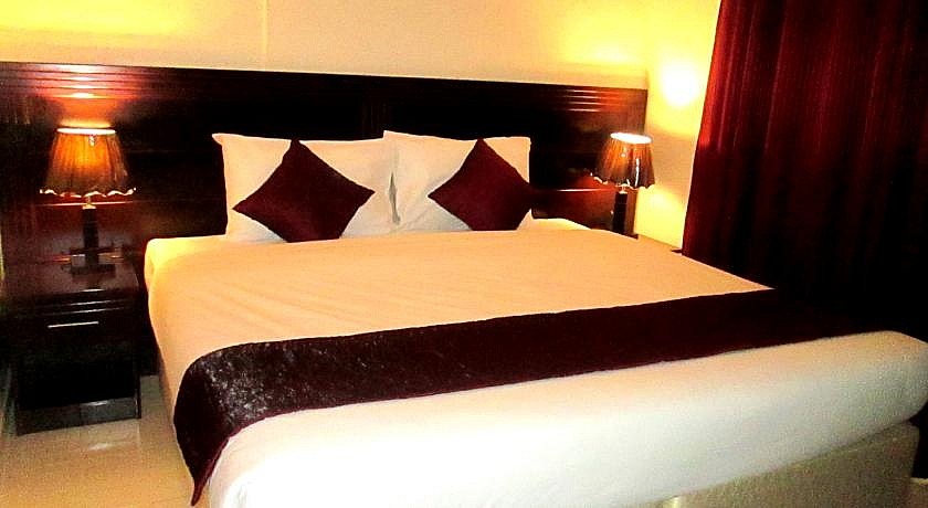 Al Sharq Hotel 2*